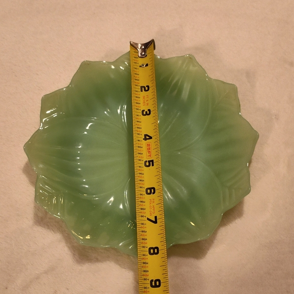 Fire King Jadeite Green Lotus Plate - Picture 9 of 10